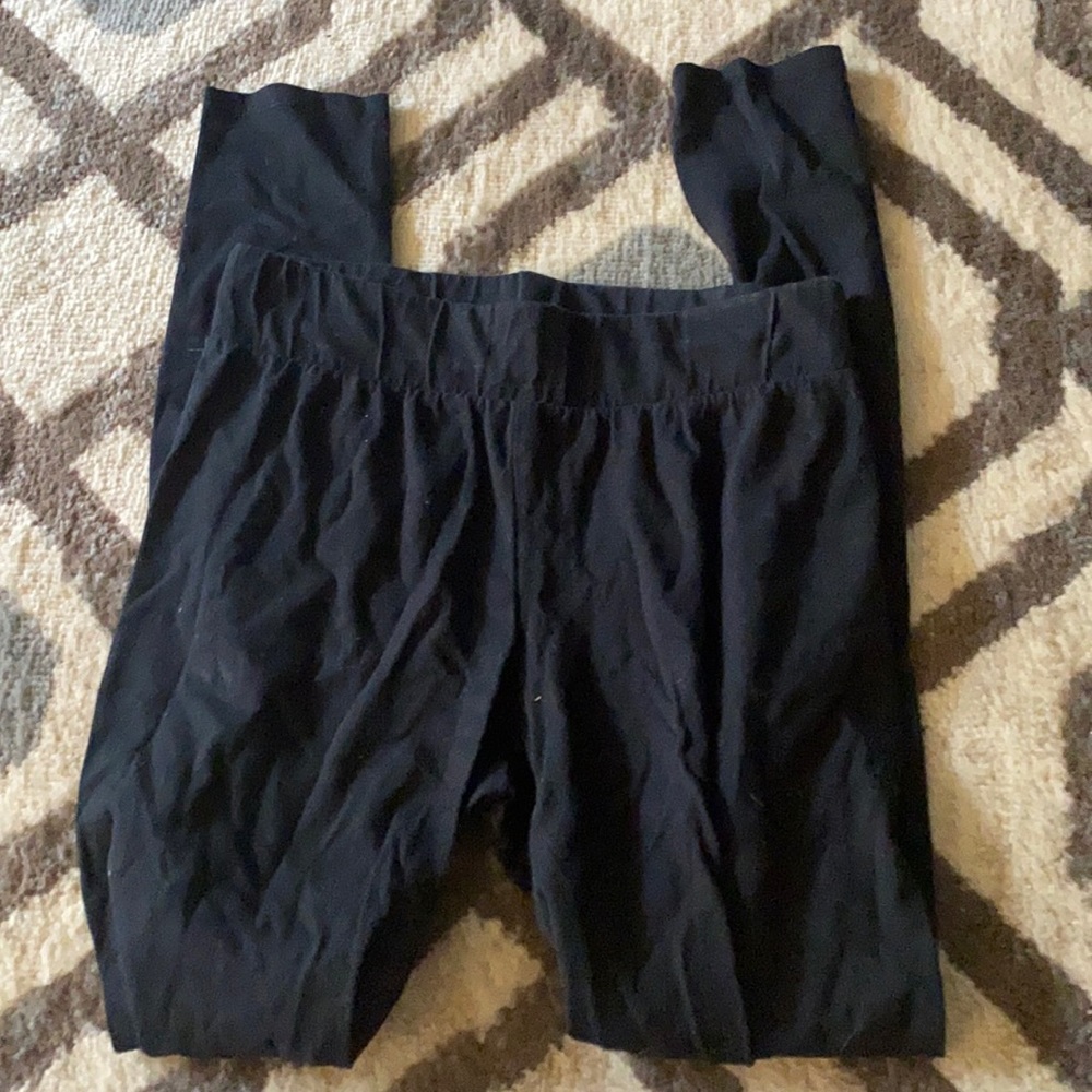 Black leggings
